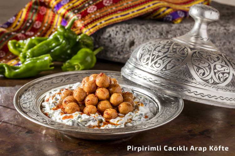 Pirpirimli Cacıklı Arap Köfte