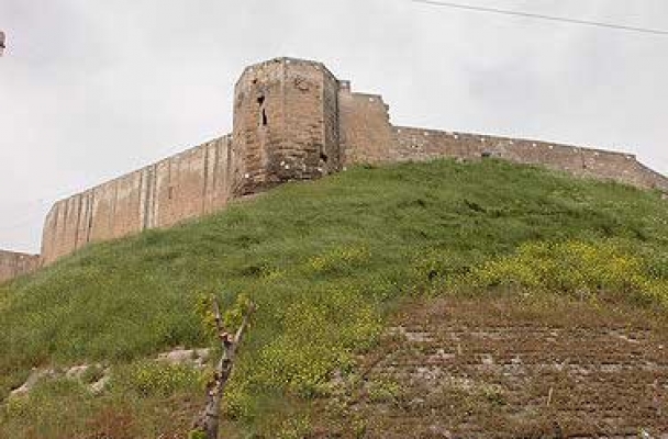 Tilbaşar Kalesi