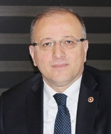 Nejat Koçer