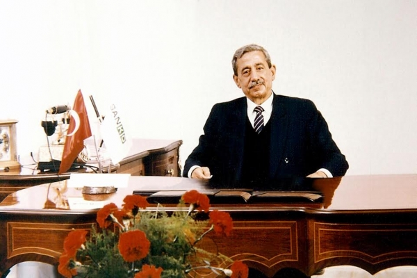 Sani Konukoğlu