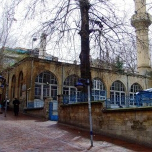Çınarlı Cami 