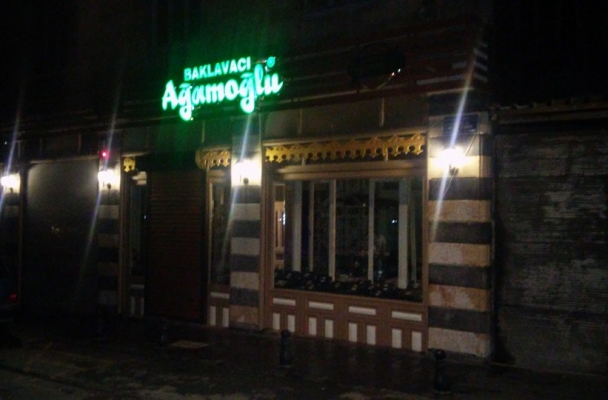 Ağamoğlu Baklava & Katmer (Kunduracılar Çarşısı)