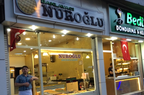 Nuroğlu Baklava & Kadayıf