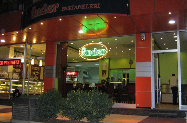Önder Pastanesi (Zübeyde Hanım Bulvarı)