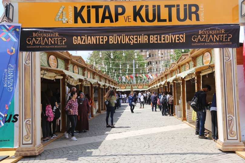 Kitap Fuarı’nı İki Günde 35 Bin Kişi Ziyaret Etti