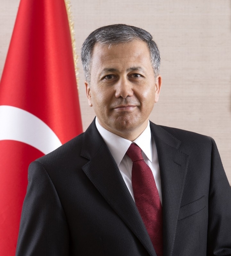 Vali Yerlikaya Berat Kandilini kutladı