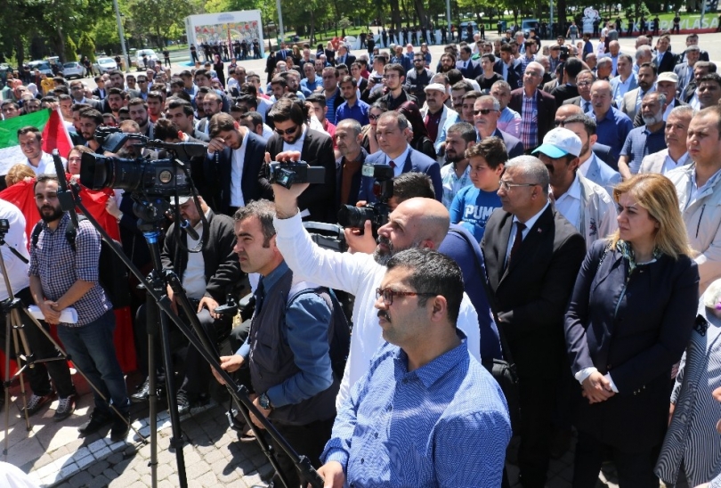 Gaziantep’te, şehit düşen Filistinliler için dua edildi