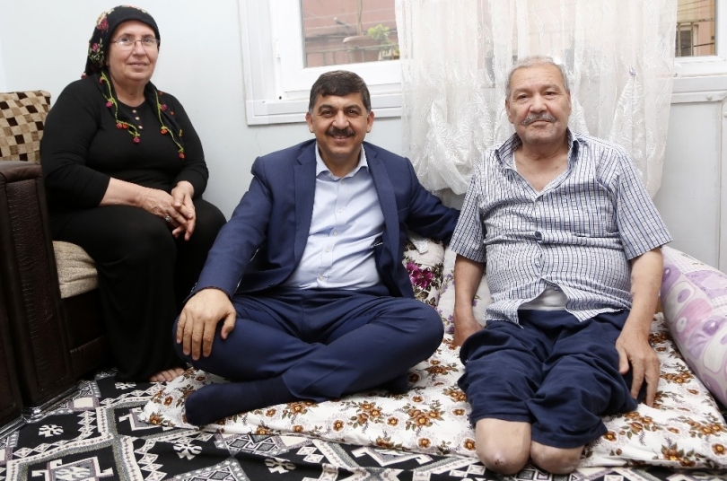 Başkan Fadıloğlu’ndan iftar öncesi aile ziyaretleri