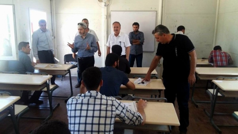 Fırat Kalkanı Bölgesinde Lise bitirme sınavları