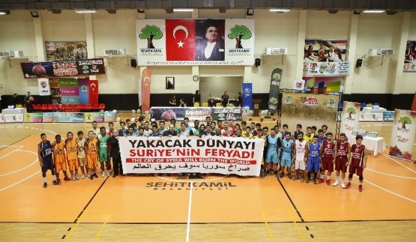 Potada 8 ülke Şehitkamil'de buluştu