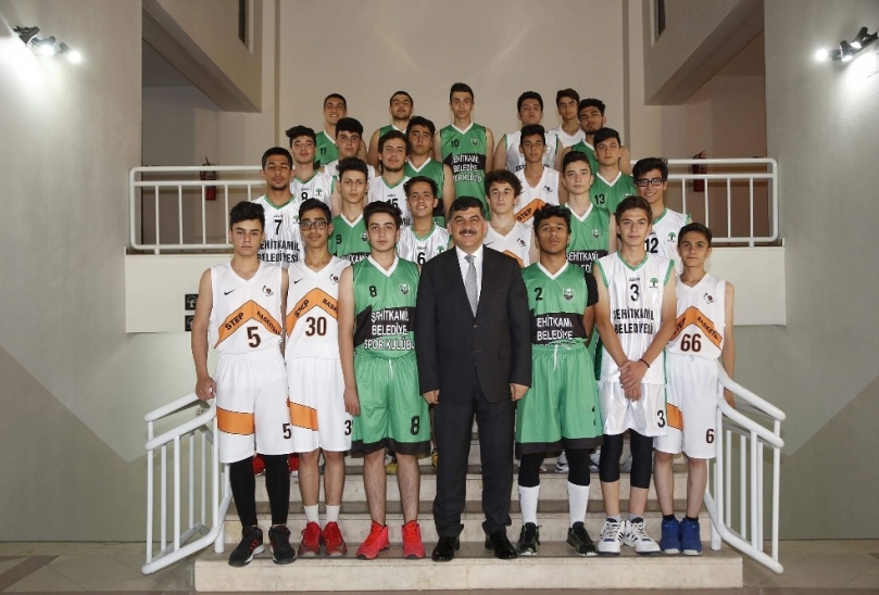 Bu yaz parke üzeri hiç boş kalmayacak