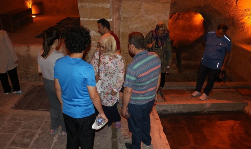 Yer altı kastelleri ziyaretçileri şaşırtıyor