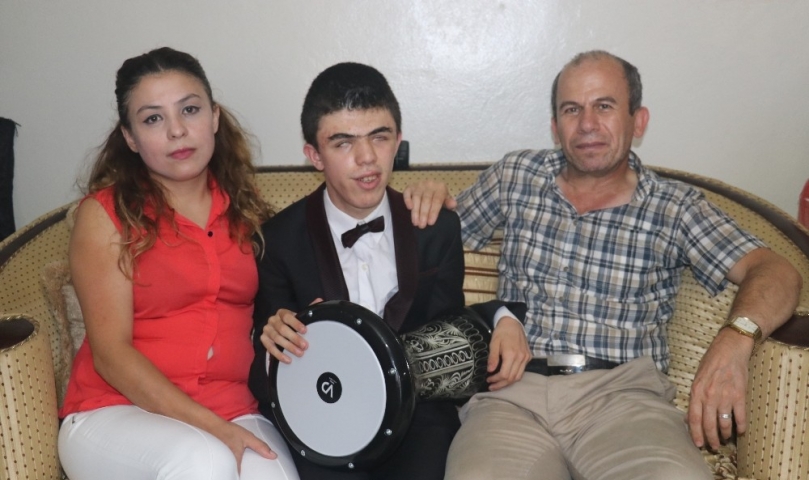 Engelleri yeteneğiyle aştı