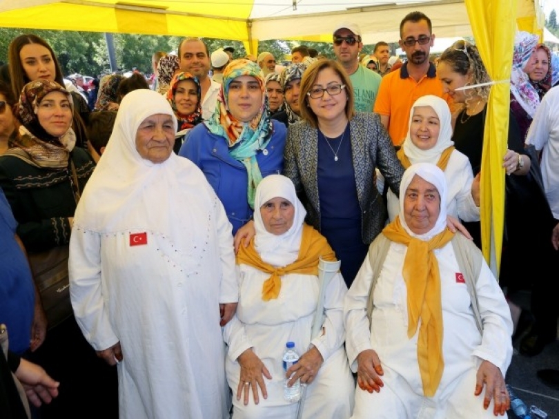 Başkan Şahin, hacı adaylarını uğurladı
