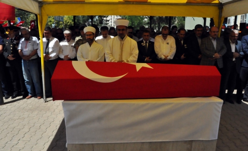 Adıyaman şehitlerinden Aydın Özer, Nizip’te son yolculuğuna uğurlandı
