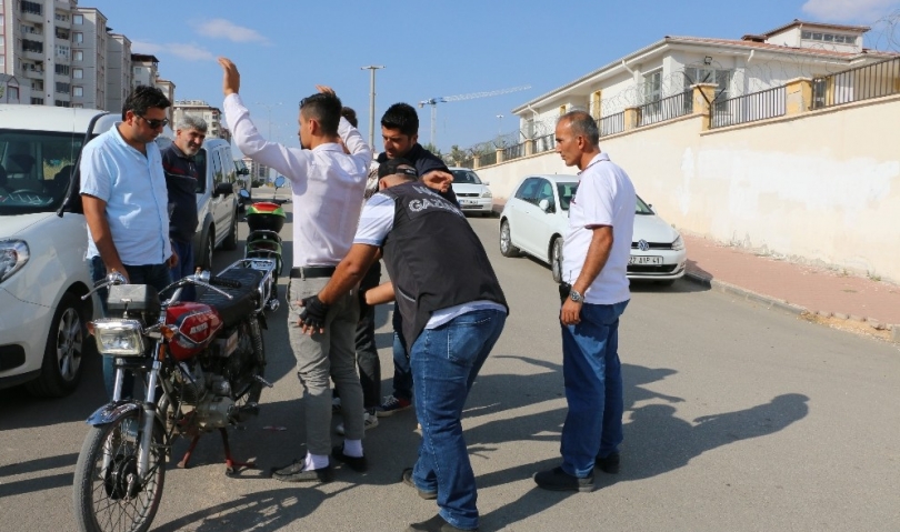 Polis okul çevresinde kuş uçurtmuyor