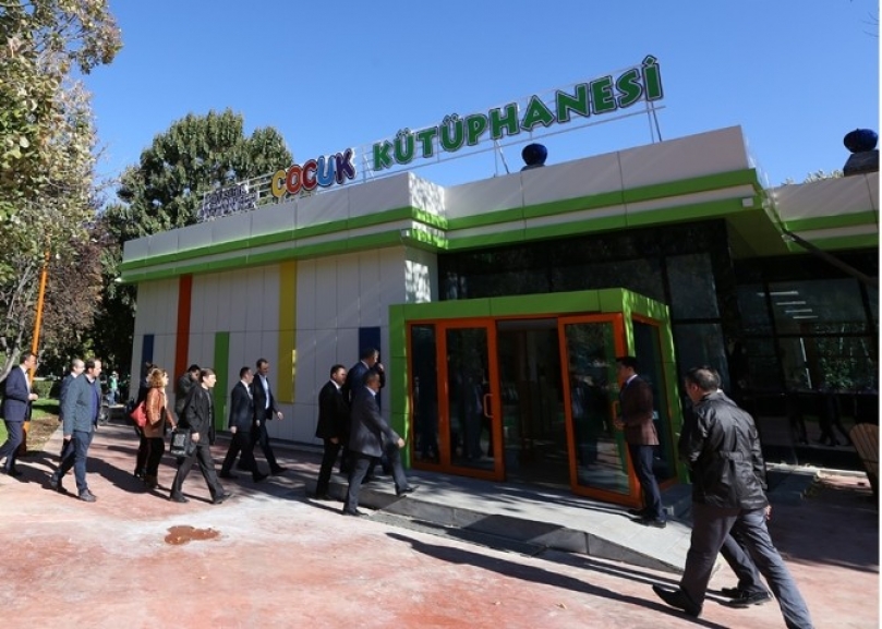 Türkiye’nin ilk uygulamalı Çocuk Kütüphanesi açıldı