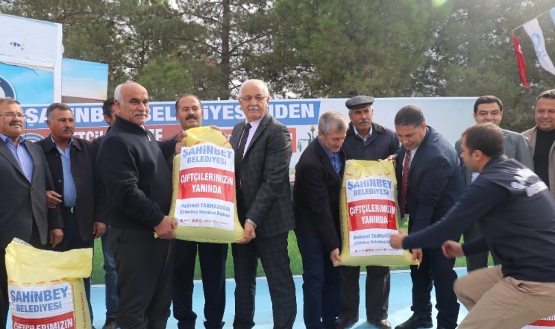 Şahinbey’de Çiftçilere 2 Bin Ton Gübre Desteği