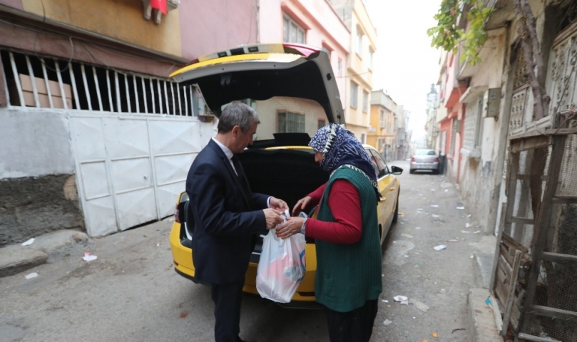Başkan Tahmazoğlu, Taksicilik Yaptı