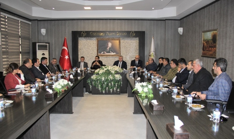 Kırmızı Et Ve Süt Üreticileri Sektör Toplantısında Buluştu