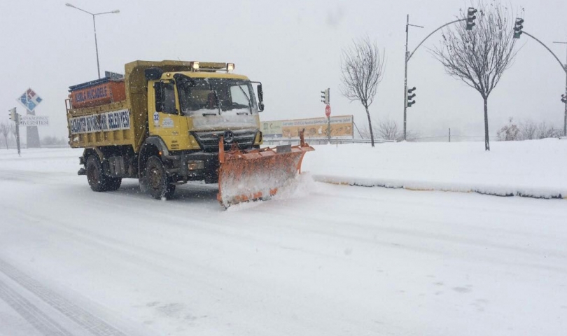 Gaziantep'te kar hayatı olumsuz etkiledi