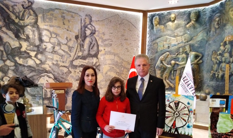 Sanko Okulları Öğrencisi Resimde İl Birincisi Oldu