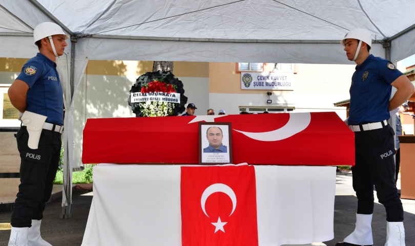 Şehit polis memuru son yolculuğuna uğurlandı
