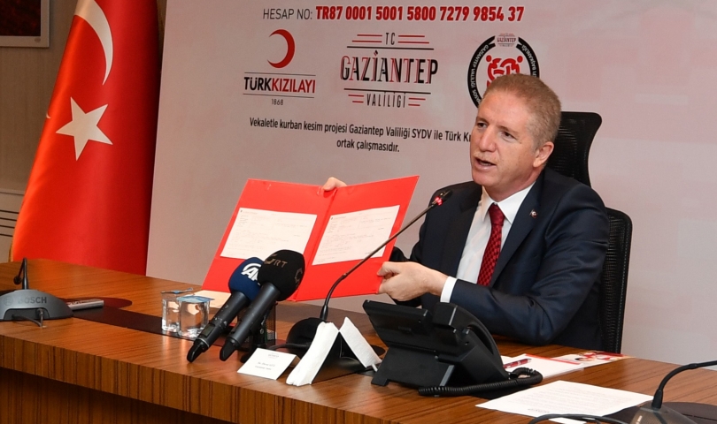 Vali Gül, “Kurban bereketi yıl boyunca sürsün”