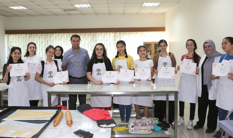 Pasta yapmayı öğrendiler, sertifika sahibi oldular