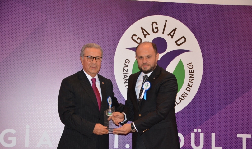 Gaziantep Yardım Vakfı'na Sosyal Hizmetler Ödülü