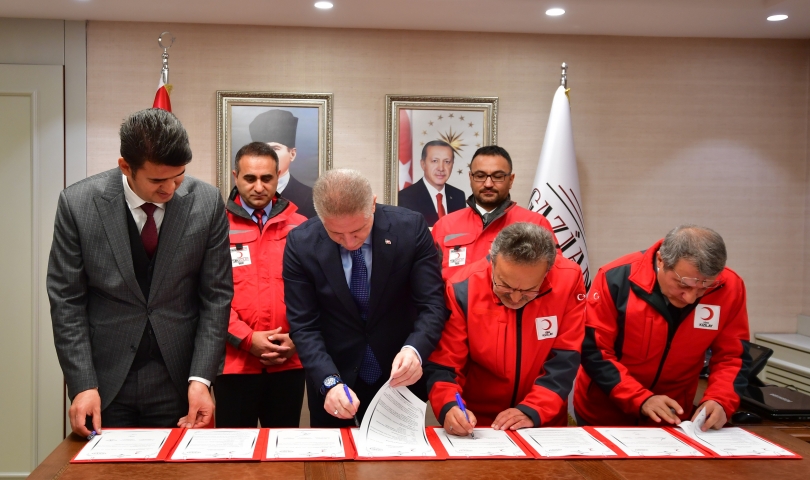 Gaziantep SYDV ile Kızılay işbirliği vatandaşa aş olacak