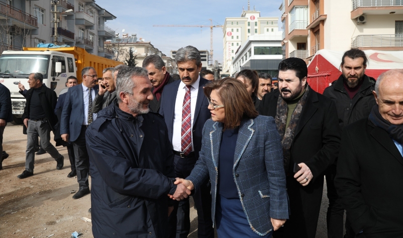 Başkan Fatma Şahin, depremden etkilenen bölgeleri ziyaret etti
