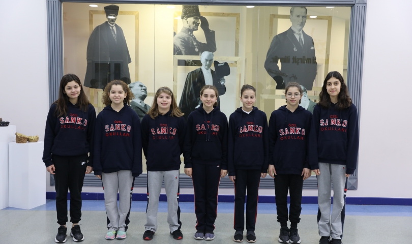 Sanko Okulları yüzücüleri bölge üçüncüsü oldu