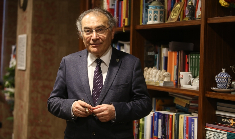 Prof. Dr. Nevzat Tarhan: "Doğru bilgiyi ayırt etmek kolay değil"