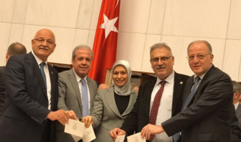 Gaziantep AK Parti milletvekilleri birlikte oy kullandı