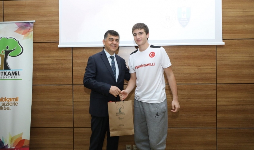 Şehitkamilli milli basketbolcu, Galatasaray’a transfer oldu