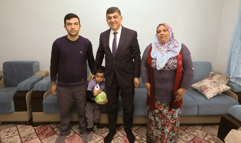 Başkan Fadıloğlu, Karayılan’ın doğum günü davetine icabet etti