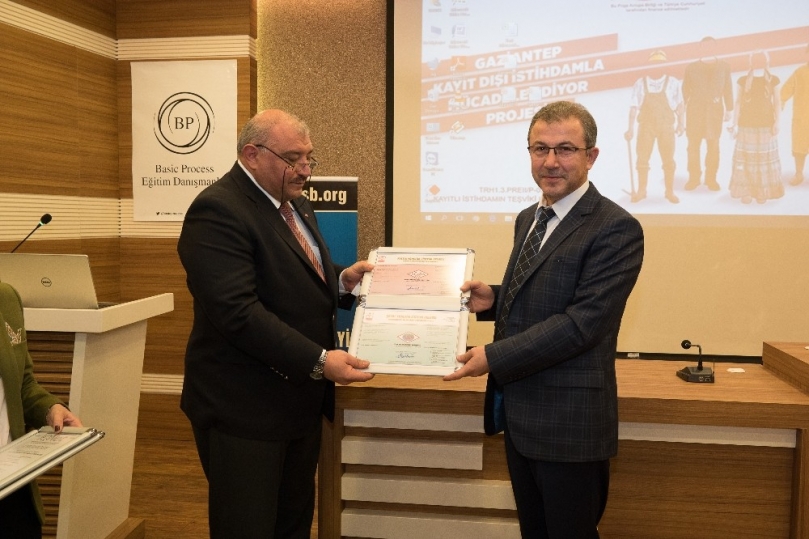 Ünlü Ekonomist Vedat Özdan Gaziantep'te