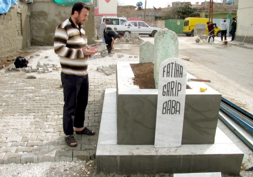 Garip Baba mezarına belediye sahip çıktı