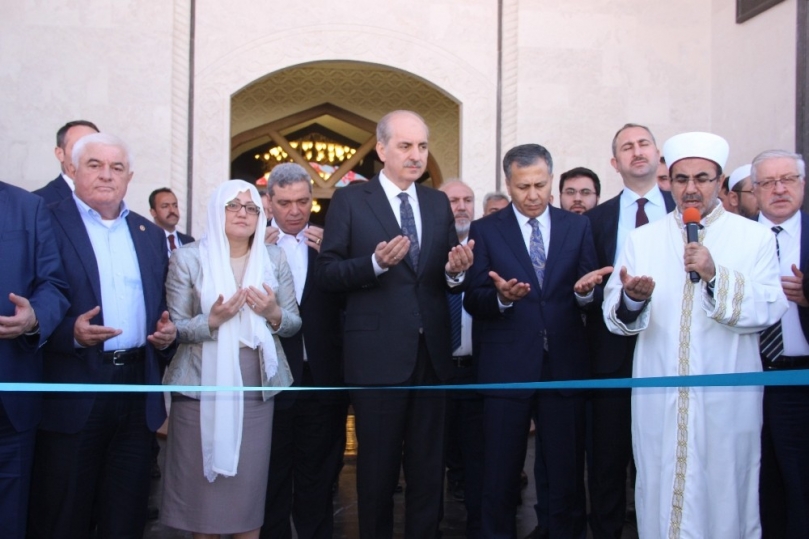 Kurtulmuş, Hanifi Şireci Cami’nin açılışını yaptı