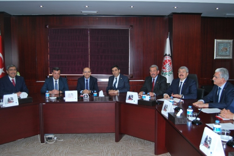 Hıdıroğlu'undan Şimşek’e ekonomik sıkıntılar raporu