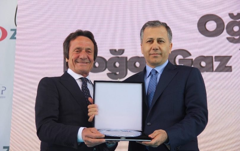 Oğuzeli doğalgaza kavuştu