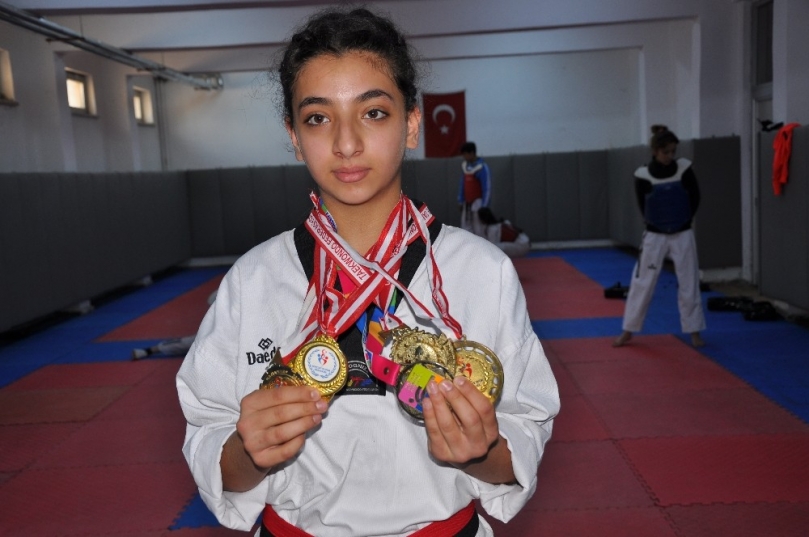 7 yılda 30 madalya kazandı