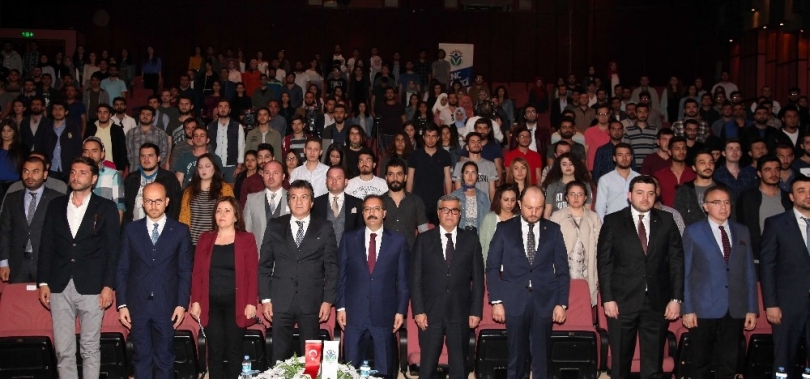 GAGİAD'dan Mezun olmak yeterli mi paneli