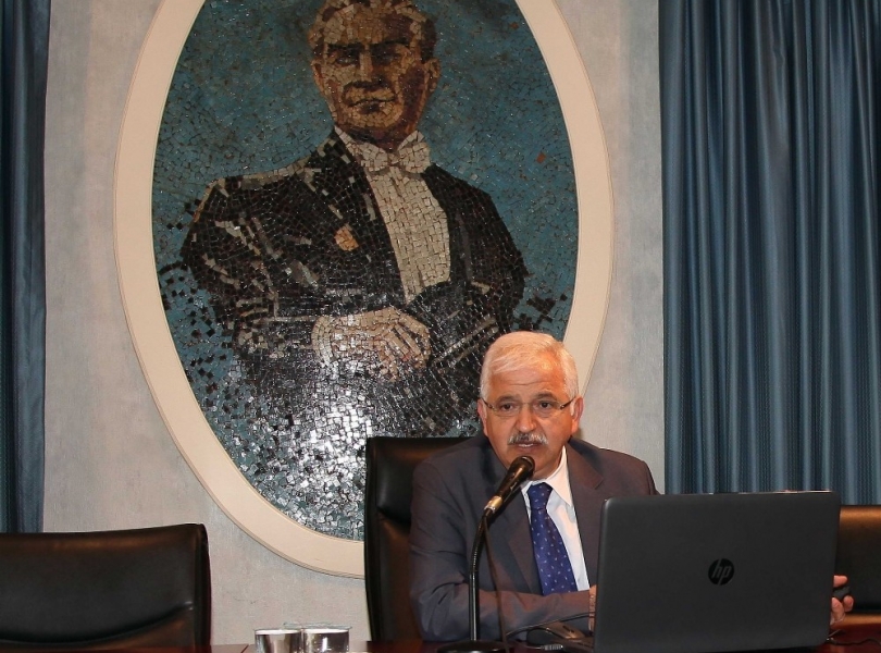 Atatürk Konferansına Yoğun İlgi