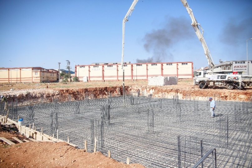 Taşlıca Sanayi Camisinin temeli dualarla atıldı
