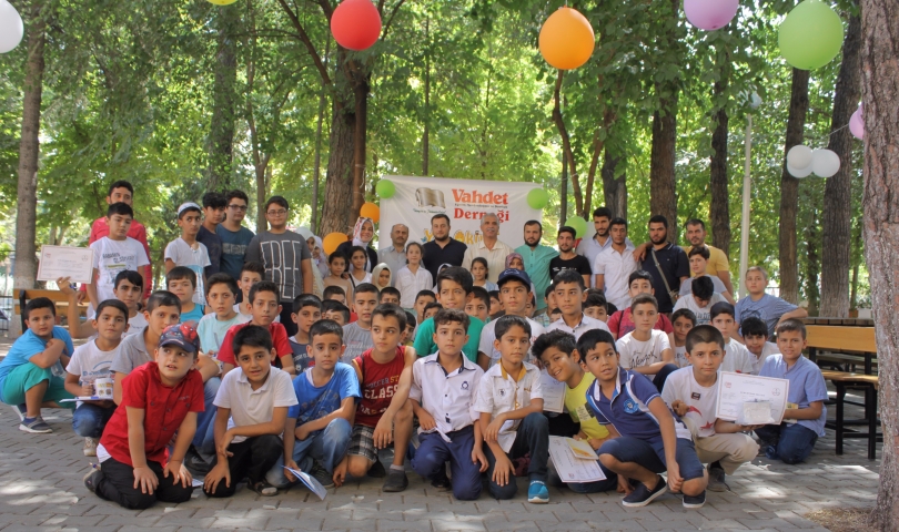 Minik Yüreklere Yaz Okulu Kapanış Programı