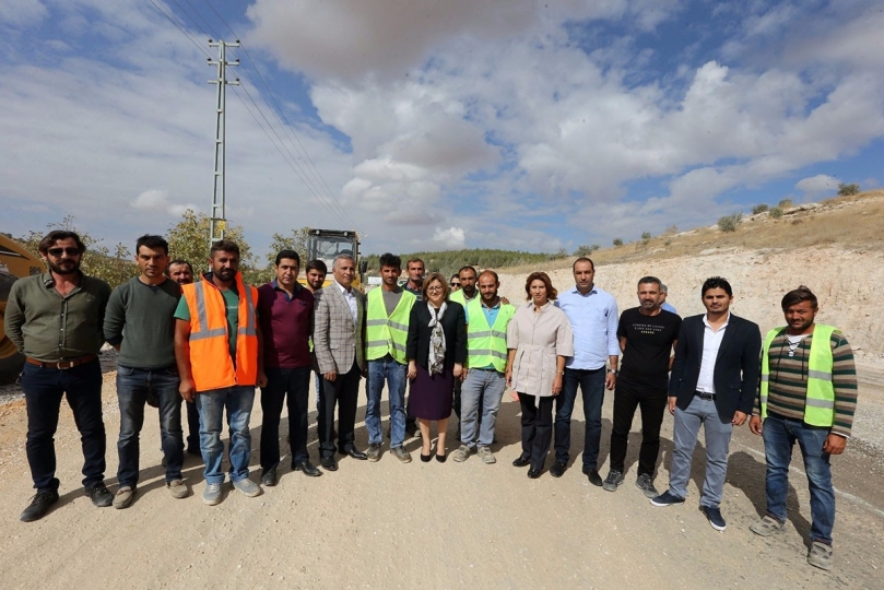 Başkan Şahin, Eski Nizip Yolu’ndaki Çalışmaları İnceledi