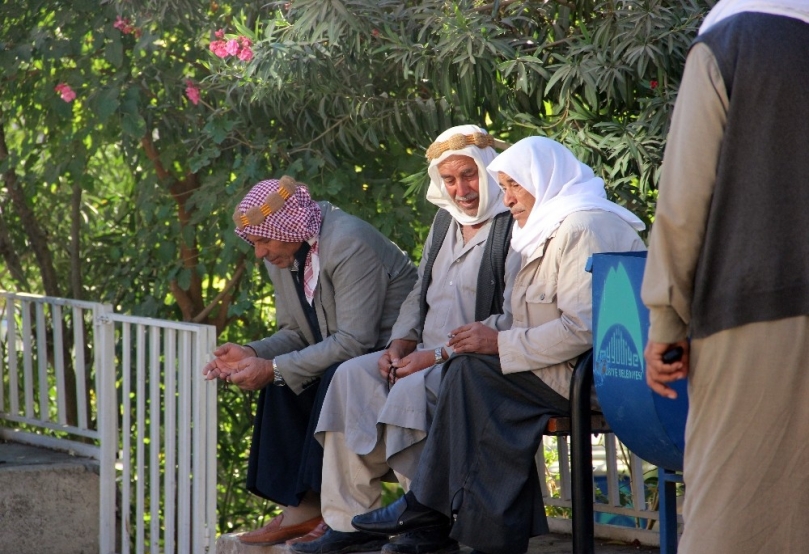 Pamuk yığınının içinde uyuyan 3 çocuk öldü