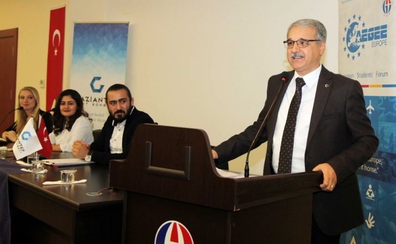 GAÜN Suriyeli gerçeklerini dünya gençlerine anlatıyor